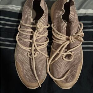 Fabletics Women's Light Pink Knit Sneakers